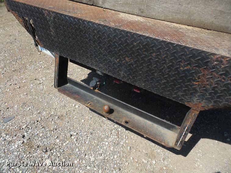 image for item DA6444 1995 Ford F350 Super Duty Crew Cab flatbed pickup truck