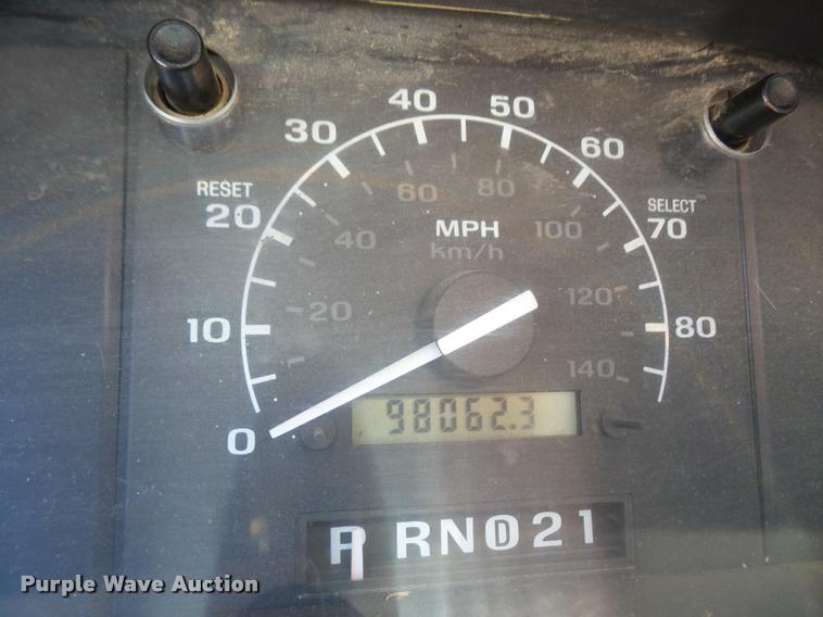 image for item DA6469 1997 Ford F350 Super Duty flatbed pickup truck