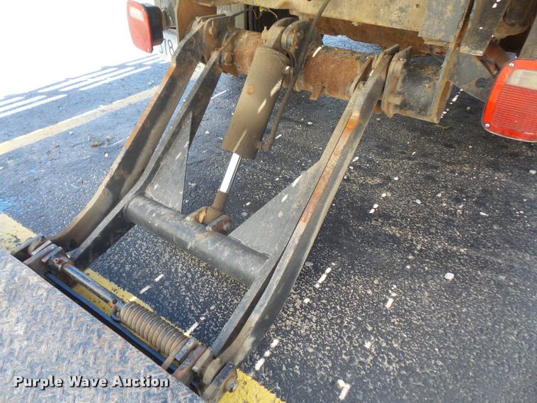 image for item DA6469 1997 Ford F350 Super Duty flatbed pickup truck