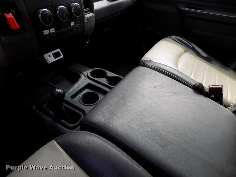 image for item DA6780 2011 Dodge Ram 5500 bucket truck