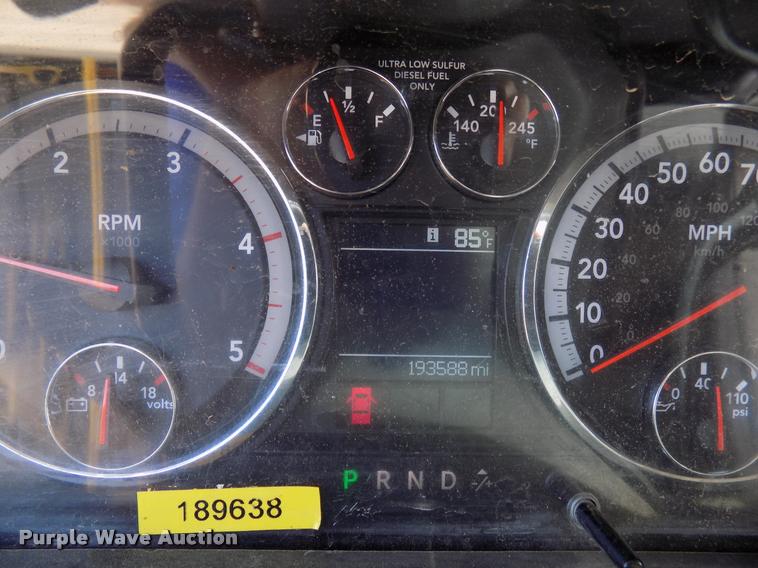 image for item DA6780 2011 Dodge Ram 5500 bucket truck