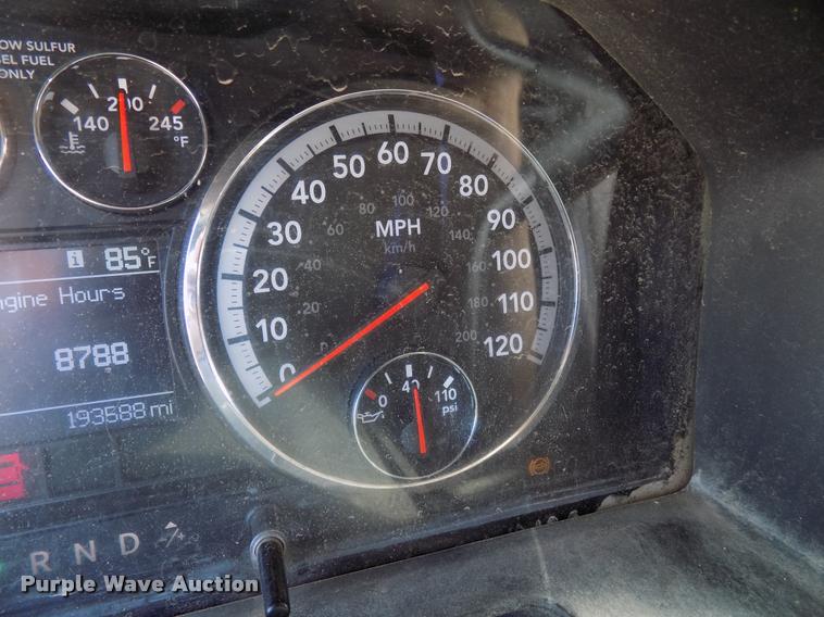 image for item DA6780 2011 Dodge Ram 5500 bucket truck