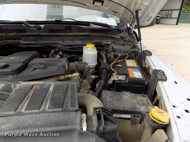 image for item DA6780 2011 Dodge Ram 5500 bucket truck