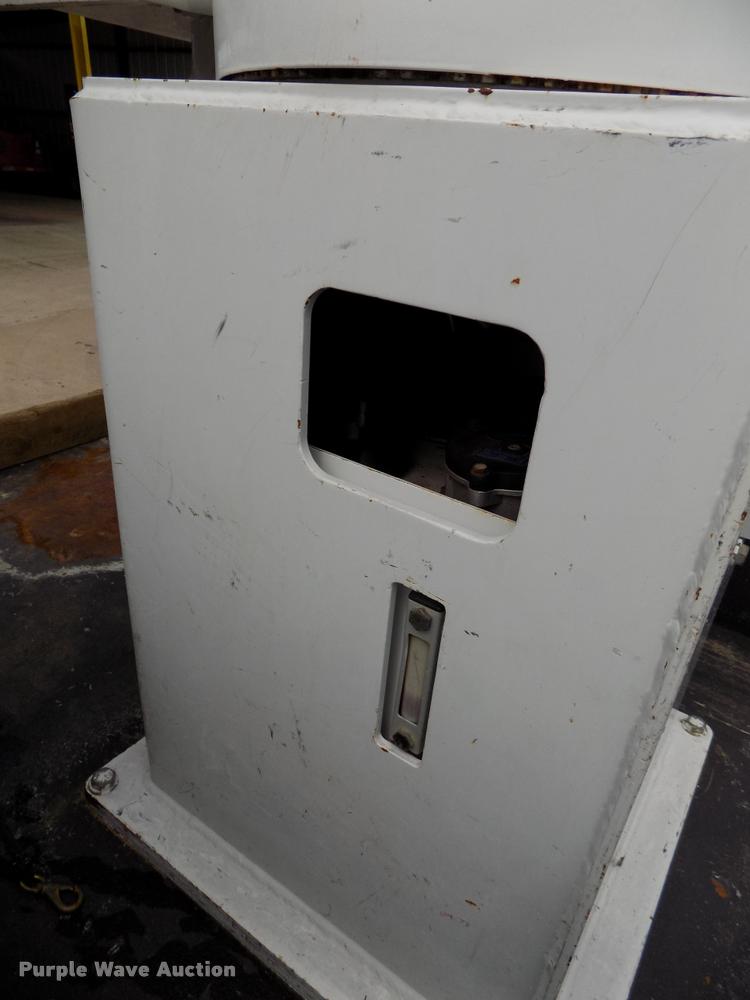 image for item DA6780 2011 Dodge Ram 5500 bucket truck