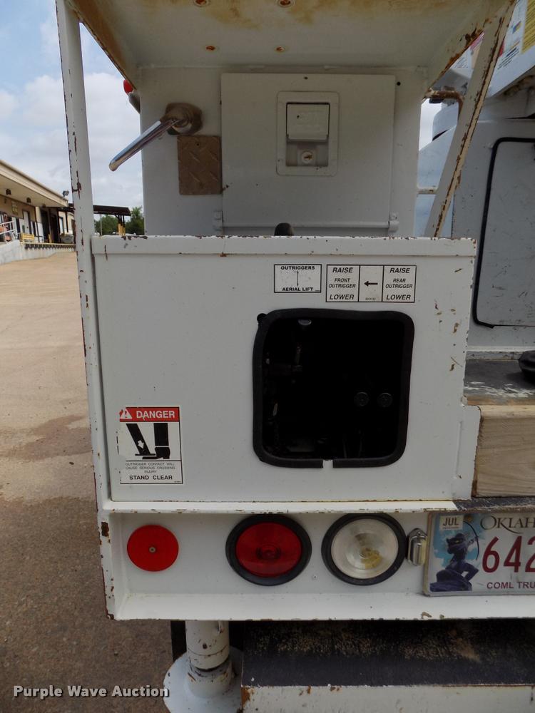 image for item DA6780 2011 Dodge Ram 5500 bucket truck