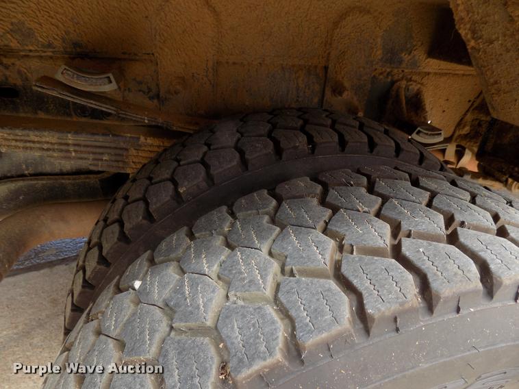image for item DA6780 2011 Dodge Ram 5500 bucket truck