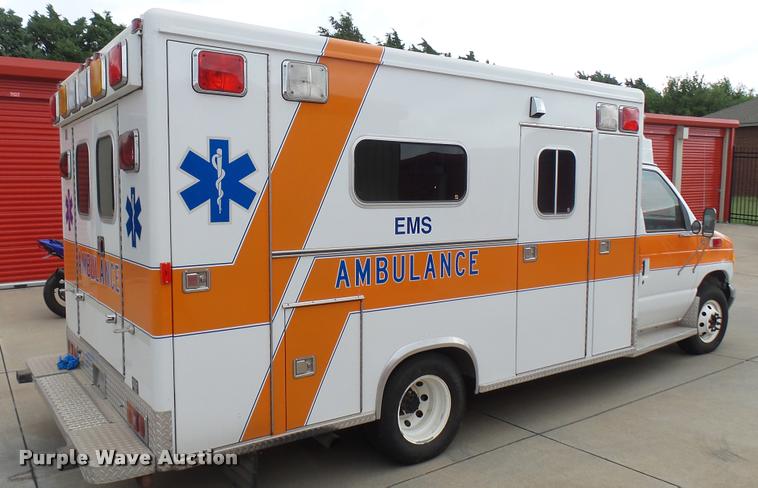 image for item DA7966 1992 Ford Econoline E350 ambulance