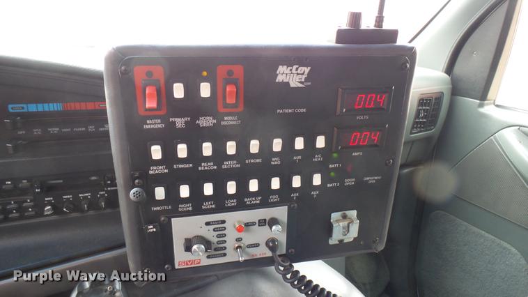 image for item DA7966 1992 Ford Econoline E350 ambulance