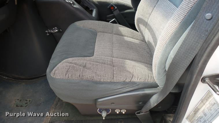 image for item DA7966 1992 Ford Econoline E350 ambulance