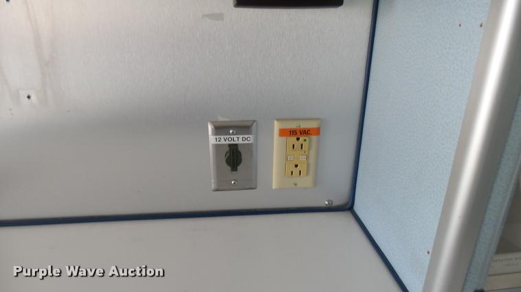 image for item DA7966 1992 Ford Econoline E350 ambulance