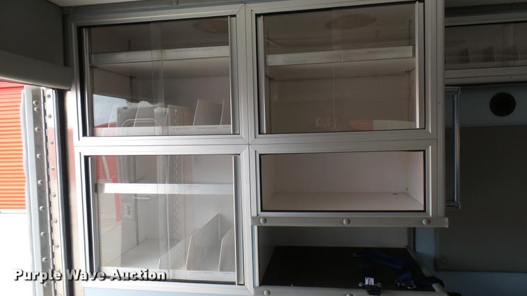 image for item DA7966 1992 Ford Econoline E350 ambulance