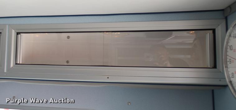 image for item DA7966 1992 Ford Econoline E350 ambulance