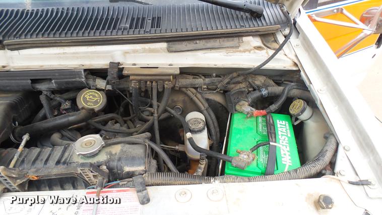 image for item DA7966 1992 Ford Econoline E350 ambulance