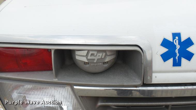 image for item DA7966 1992 Ford Econoline E350 ambulance