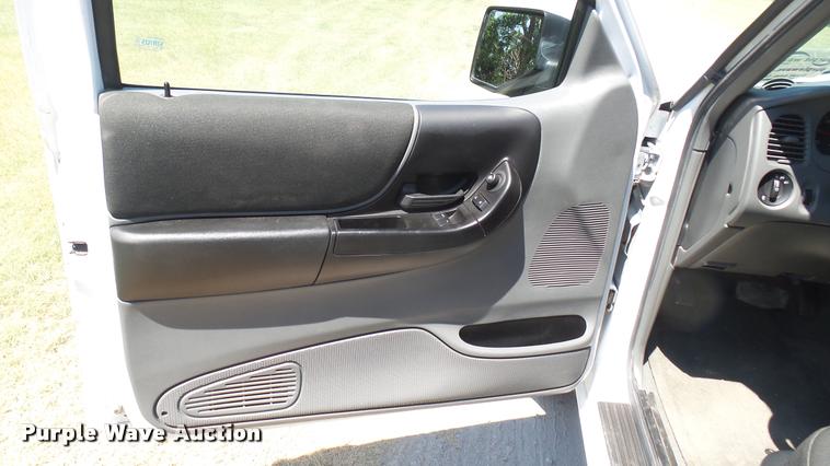 image for item DA7977 2010 Ford Ranger SuperCab pickup truck