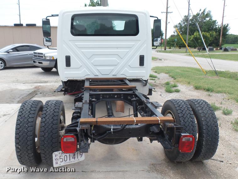 image for item DA7982 2014 International TerraStar truck chassis