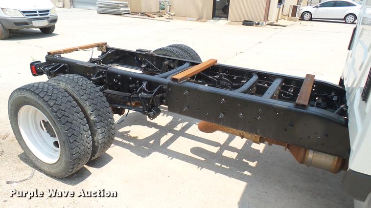 image for item DA7982 2014 International TerraStar truck chassis