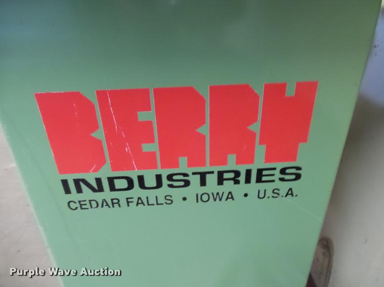 image for item DA9207 Berry Industries notcher