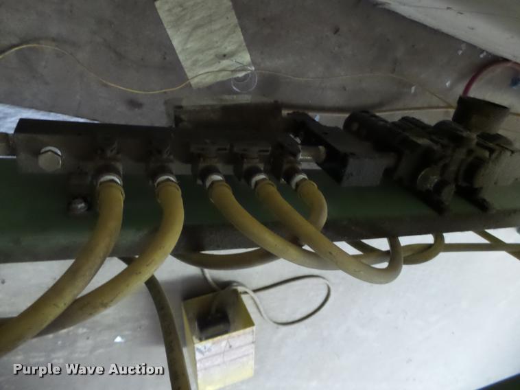 image for item DA9207 Berry Industries notcher