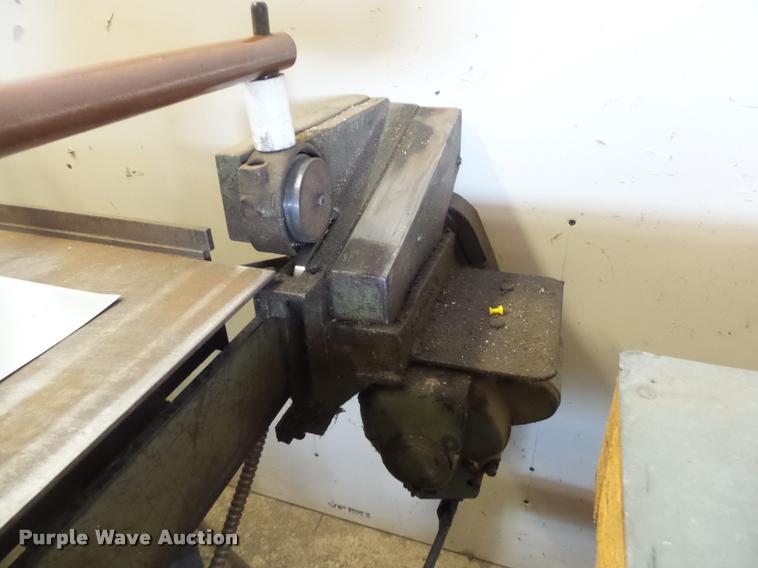 image for item DA9208 Engle slitters table