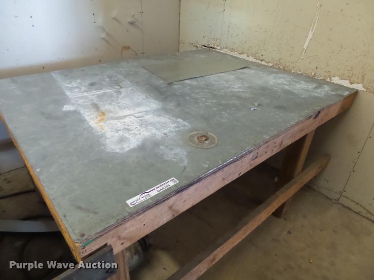 image for item DA9209 Table