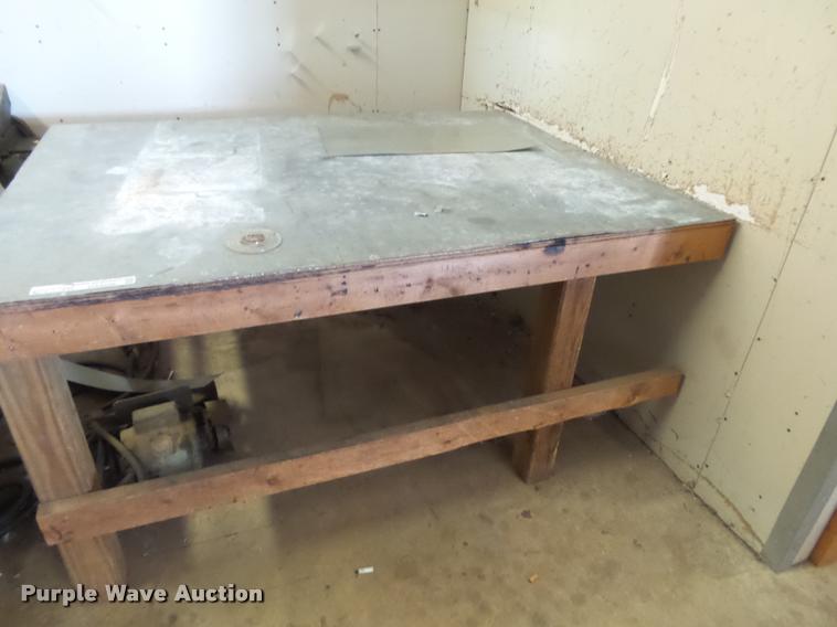 image for item DA9209 Table