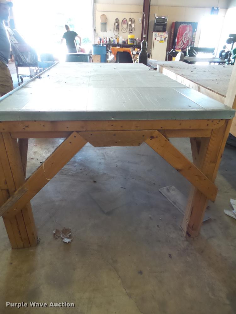 image for item DA9211 Table