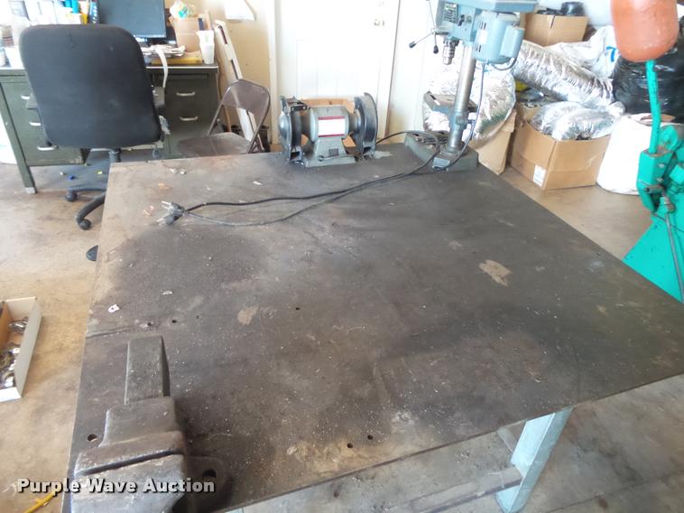 image for item DA9213 Drill press, grinder, vice and table