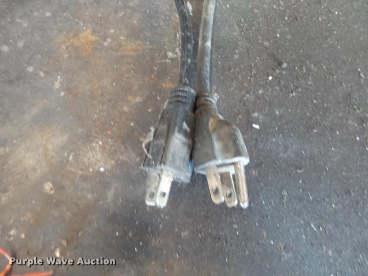 image for item DA9213 Drill press, grinder, vice and table