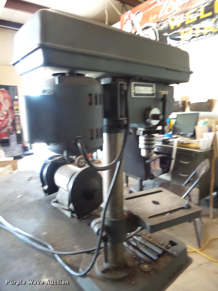 image for item DA9213 Drill press, grinder, vice and table