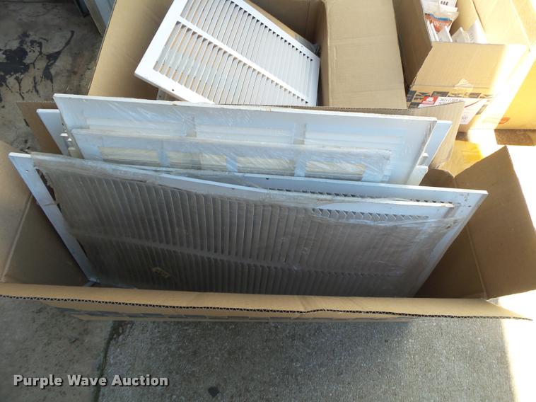 image for item DA9219 Floor and ceiling vents