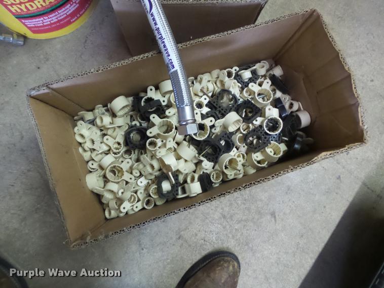 image for item DA9230 Stainless steel braided supply lines