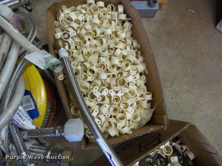 image for item DA9230 Stainless steel braided supply lines