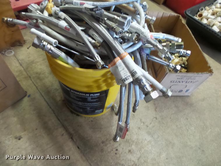 image for item DA9230 Stainless steel braided supply lines