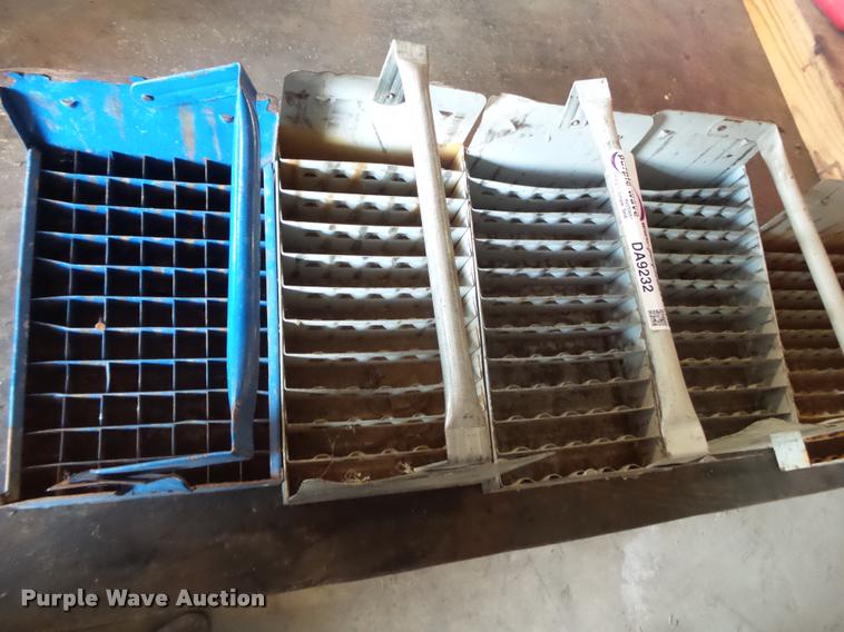 image for item DA9232 (5) nipple trays