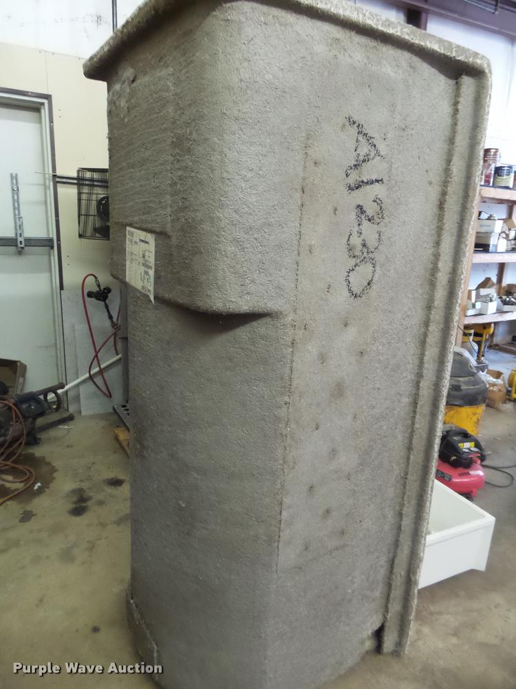 image for item DA9234 Fiberglass shower