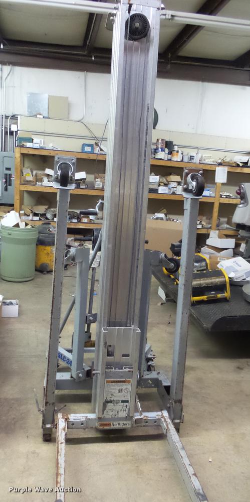 image for item DA9241 Genie SLC-24 Superlift duct work lift