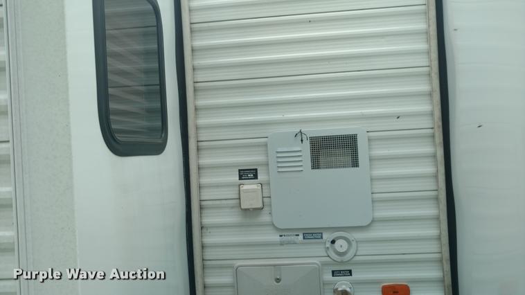 image for item DB0969 2012 Coachmen Catalina camper