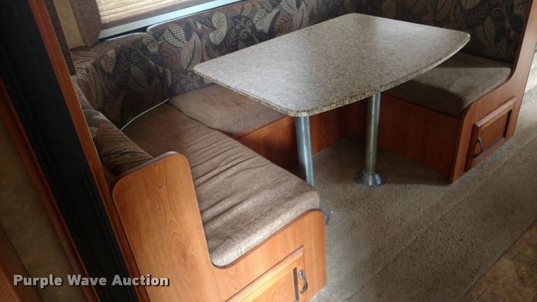 image for item DB0969 2012 Coachmen Catalina camper