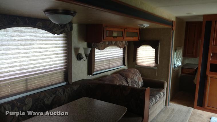image for item DB0969 2012 Coachmen Catalina camper