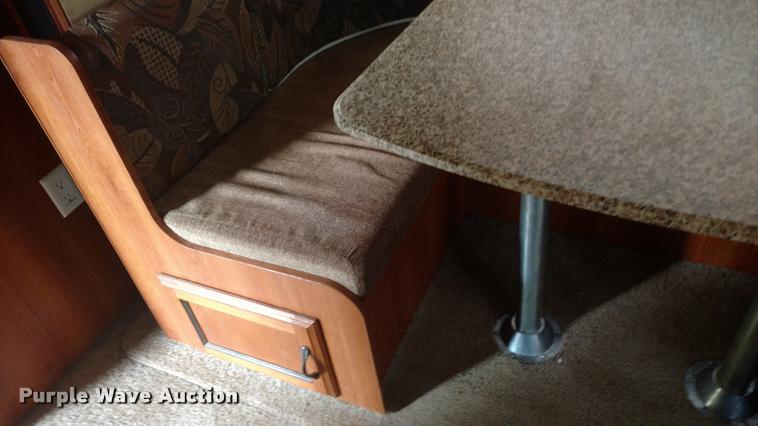 image for item DB0969 2012 Coachmen Catalina camper