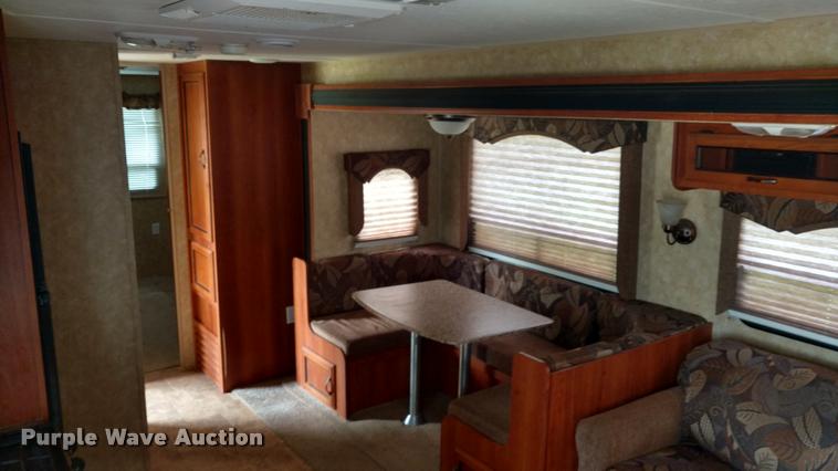 image for item DB0969 2012 Coachmen Catalina camper