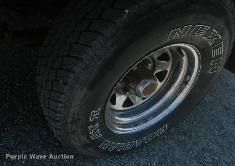 image for item DB1063 1983 Chevrolet 1500 flatbed pickup truck