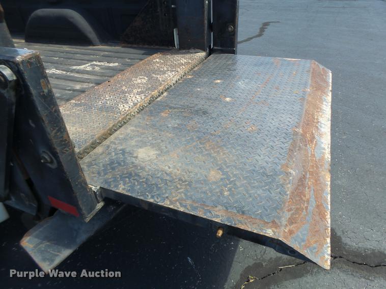 image for item DB1347 2001 Chevrolet Silverado 1500 pickup truck