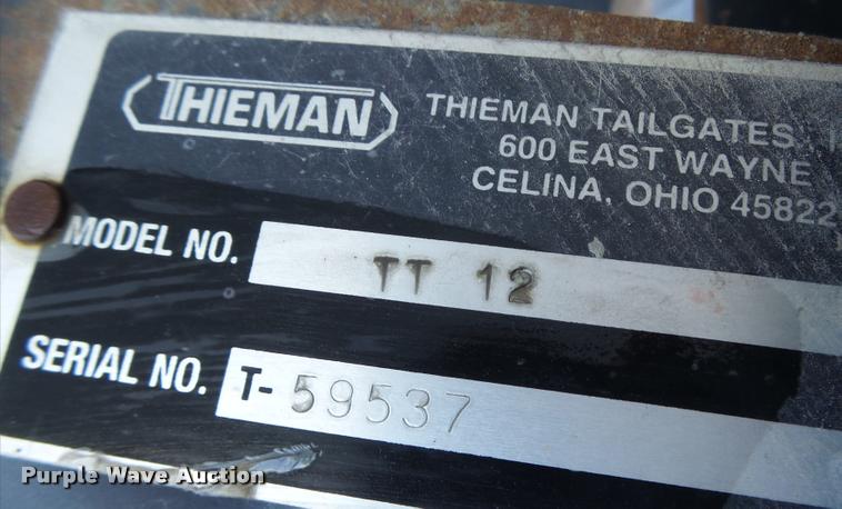 image for item DB1347 2001 Chevrolet Silverado 1500 pickup truck