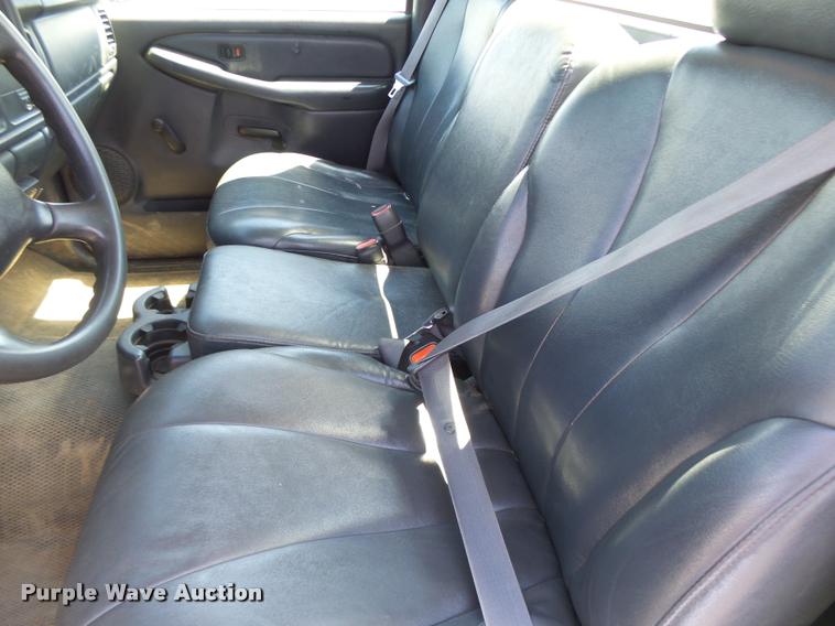 image for item DB1347 2001 Chevrolet Silverado 1500 pickup truck