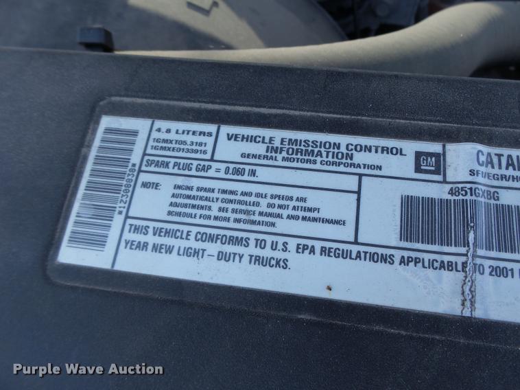 image for item DB1347 2001 Chevrolet Silverado 1500 pickup truck