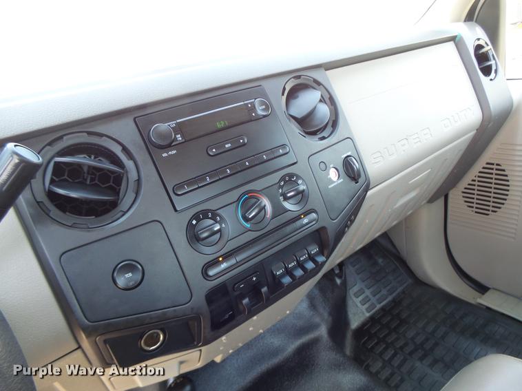 image for item DB1357 2008 Ford F250 Super Duty pickup truck