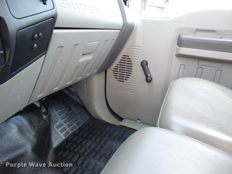 image for item DB1357 2008 Ford F250 Super Duty pickup truck
