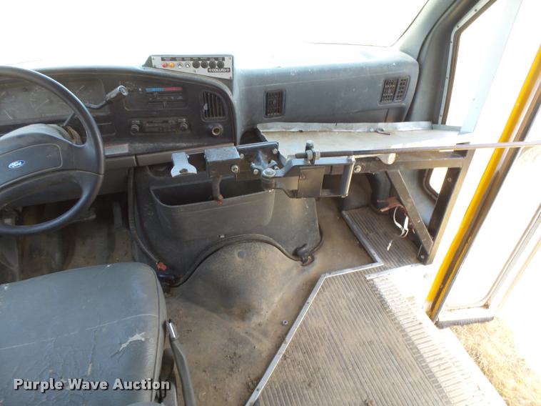 image for item DB2652 1994 Ford Econoline E350 bus